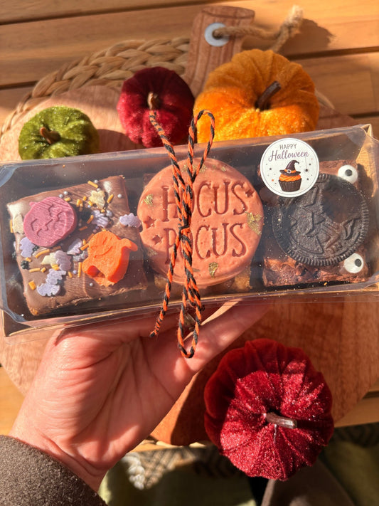 Halloween Spooky Trio Box | Bake Shed Collection Only - The Woodland Fudge Co.