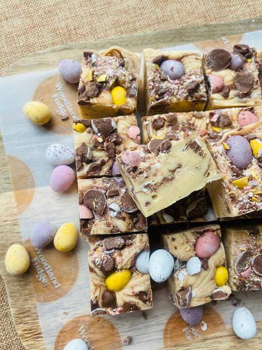 Mini Egg Fudge - The Woodland Fudge Co.
