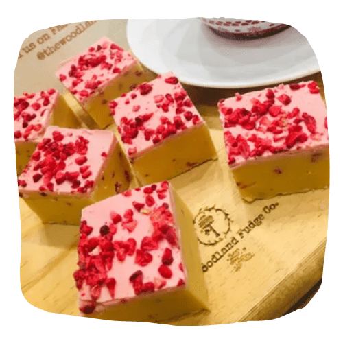 White Chocolate & Raspberry Fudge - The Woodland Fudge Co.